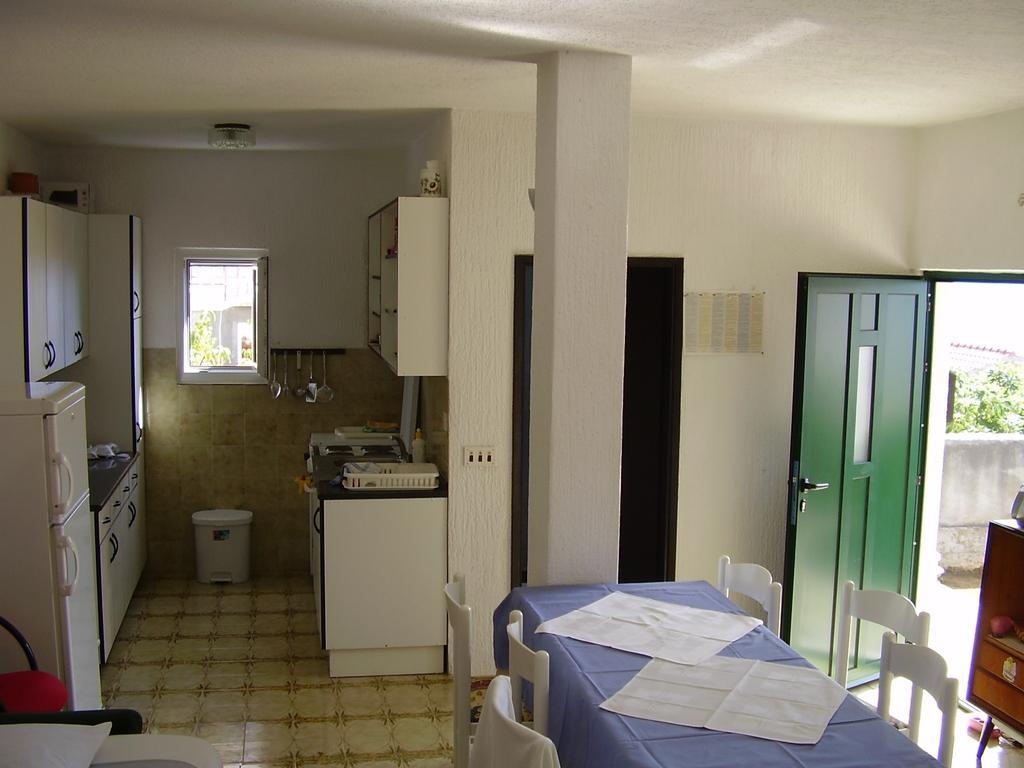 Petar Apartment Omiš Zimmer foto