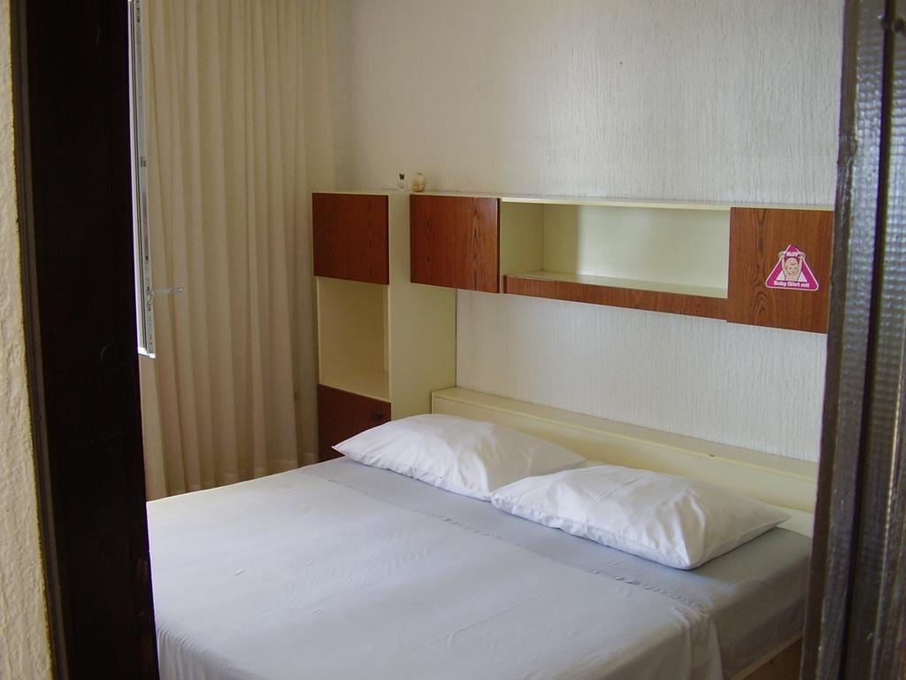 Petar Apartment Omiš Zimmer foto